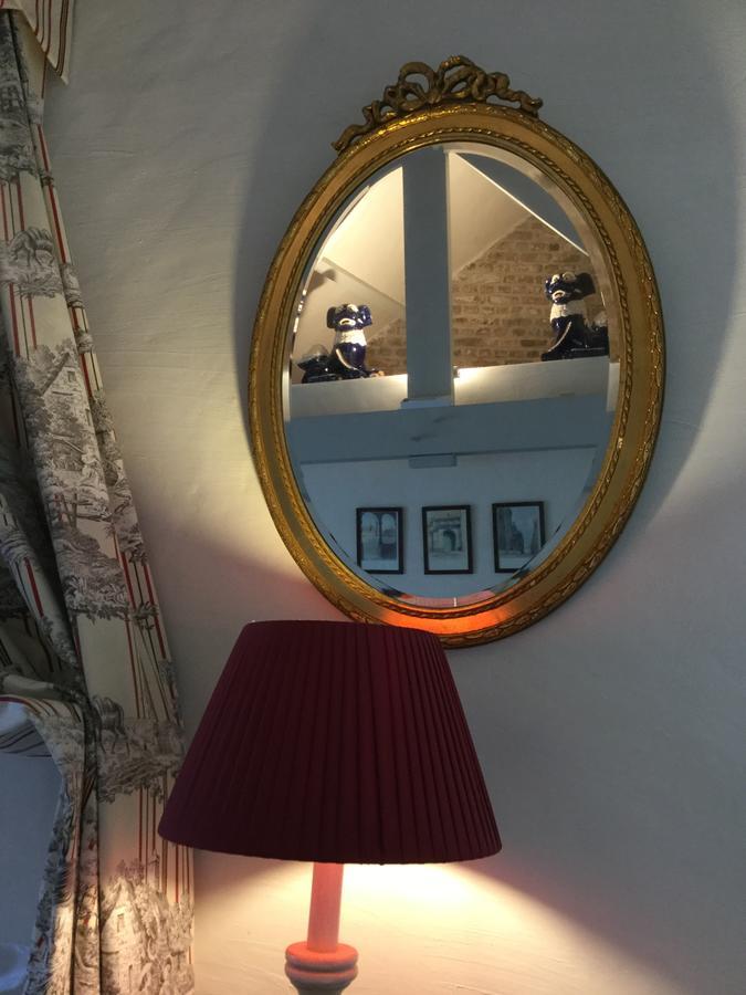 B&B Auberge De Klasse Veurne Kültér fotó