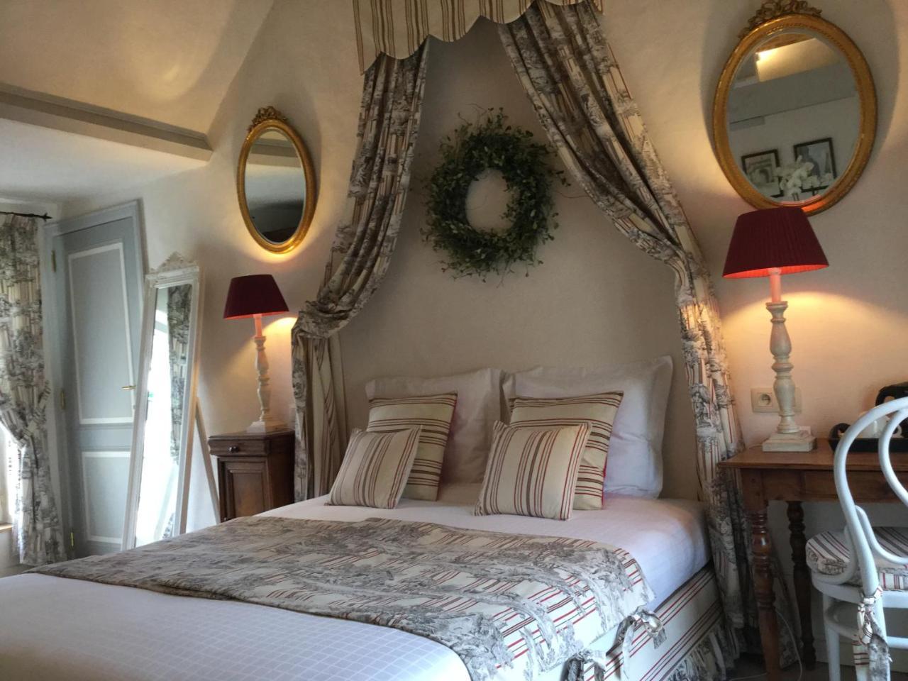 B&B Auberge De Klasse Veurne Kültér fotó